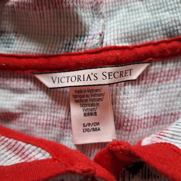 Victorias Secret Fireside Hooded Pom-Pom Thermal One Piece Pajamas - Picture 5 of 5
